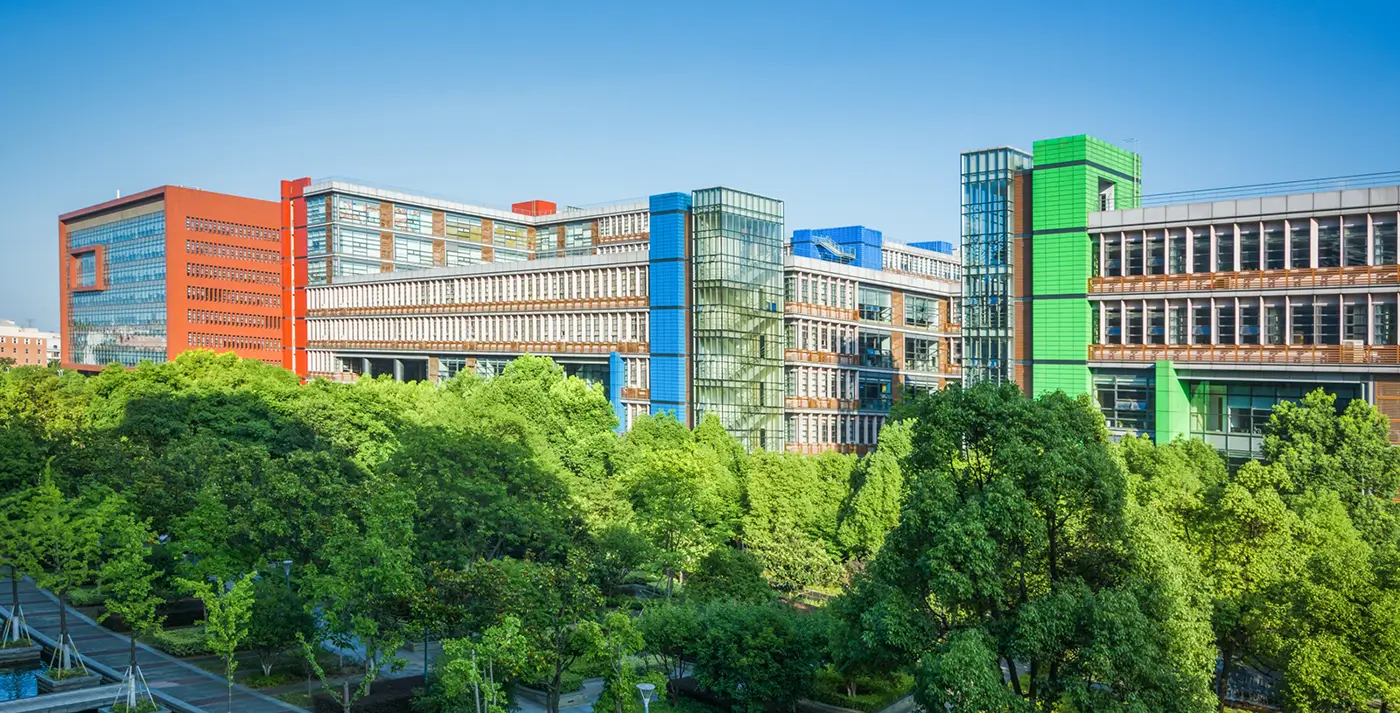 Exterior of dental school building that says College of Dentistry and Dental Clinics